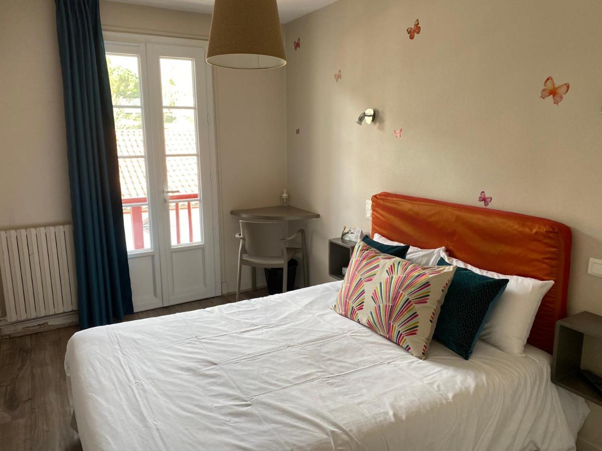 Hotel Juantorena Saint-Etienne-de-Baigorry Kültér fotó