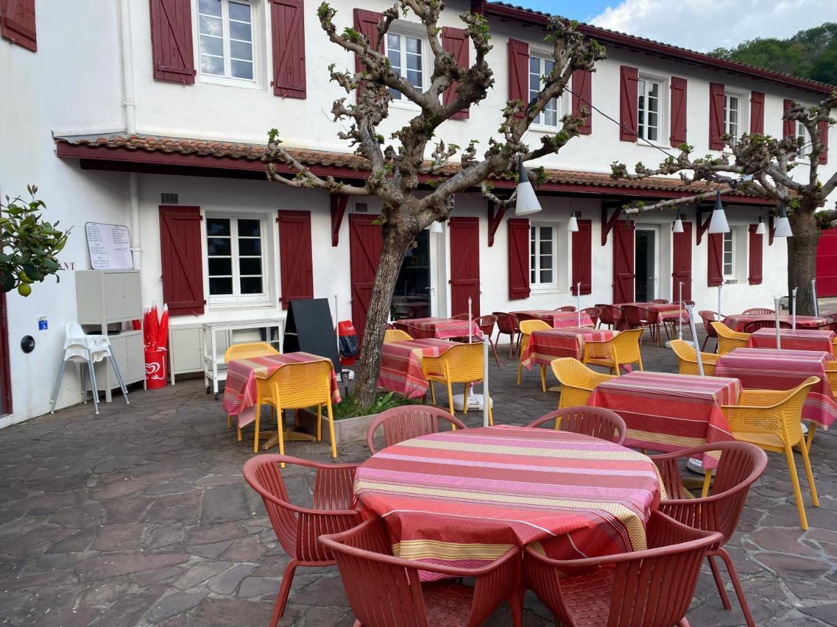 Hotel Juantorena Saint-Etienne-de-Baigorry Kültér fotó