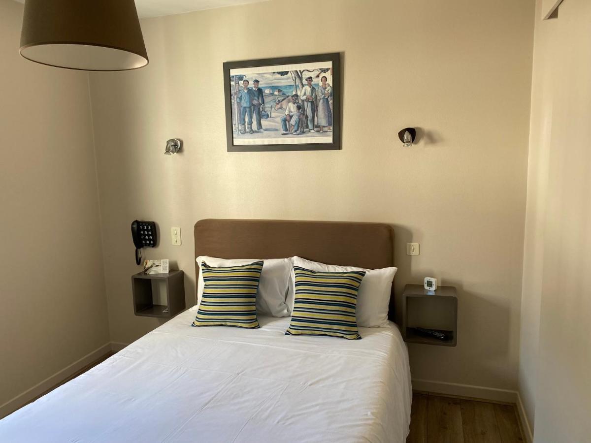 Hotel Juantorena Saint-Etienne-de-Baigorry Kültér fotó