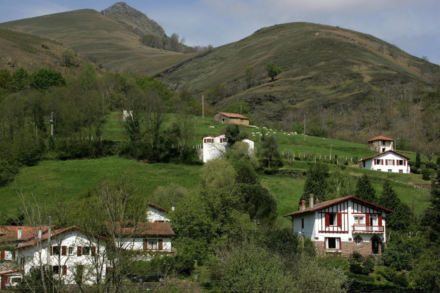 Hotel Juantorena Saint-Etienne-de-Baigorry Kültér fotó