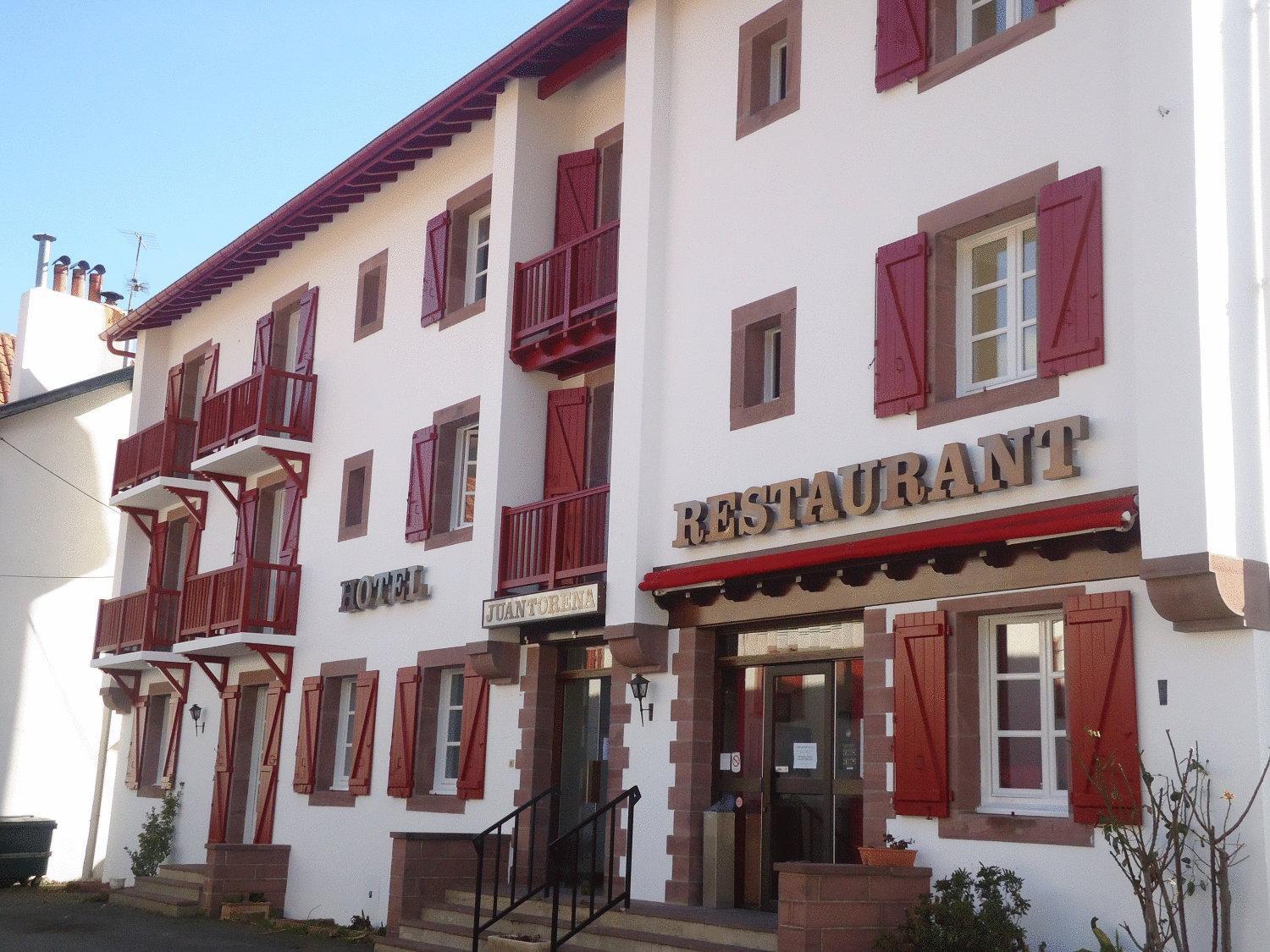 Hotel Juantorena Saint-Etienne-de-Baigorry Kültér fotó