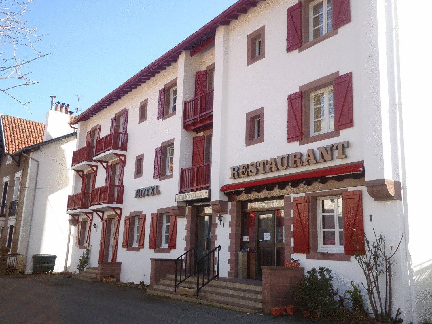 Hotel Juantorena Saint-Etienne-de-Baigorry Kültér fotó