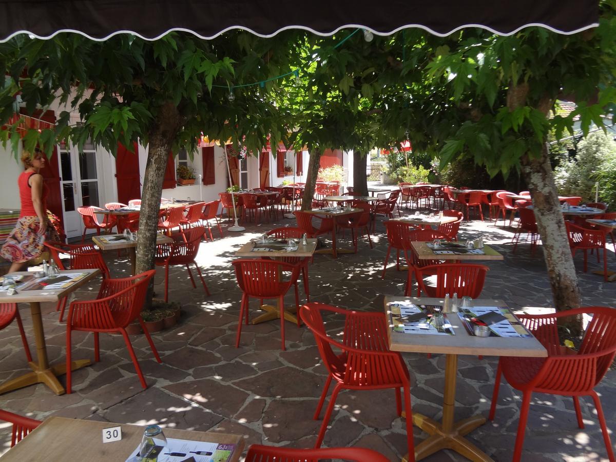 Hotel Juantorena Saint-Etienne-de-Baigorry Kültér fotó